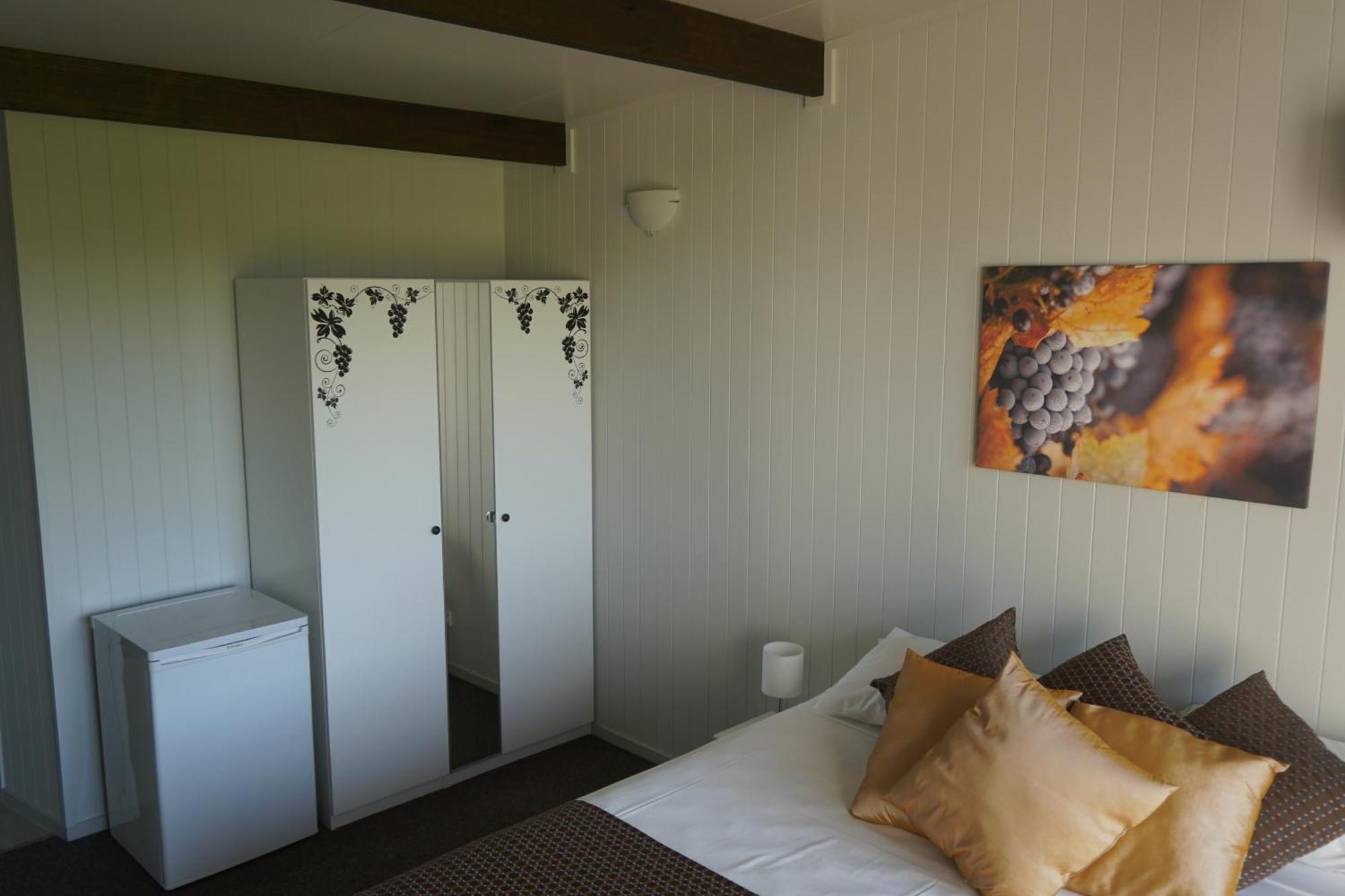 Narangba Motel Exteriér fotografie